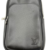 Louis Vuitton Taiga Avenue Sling black