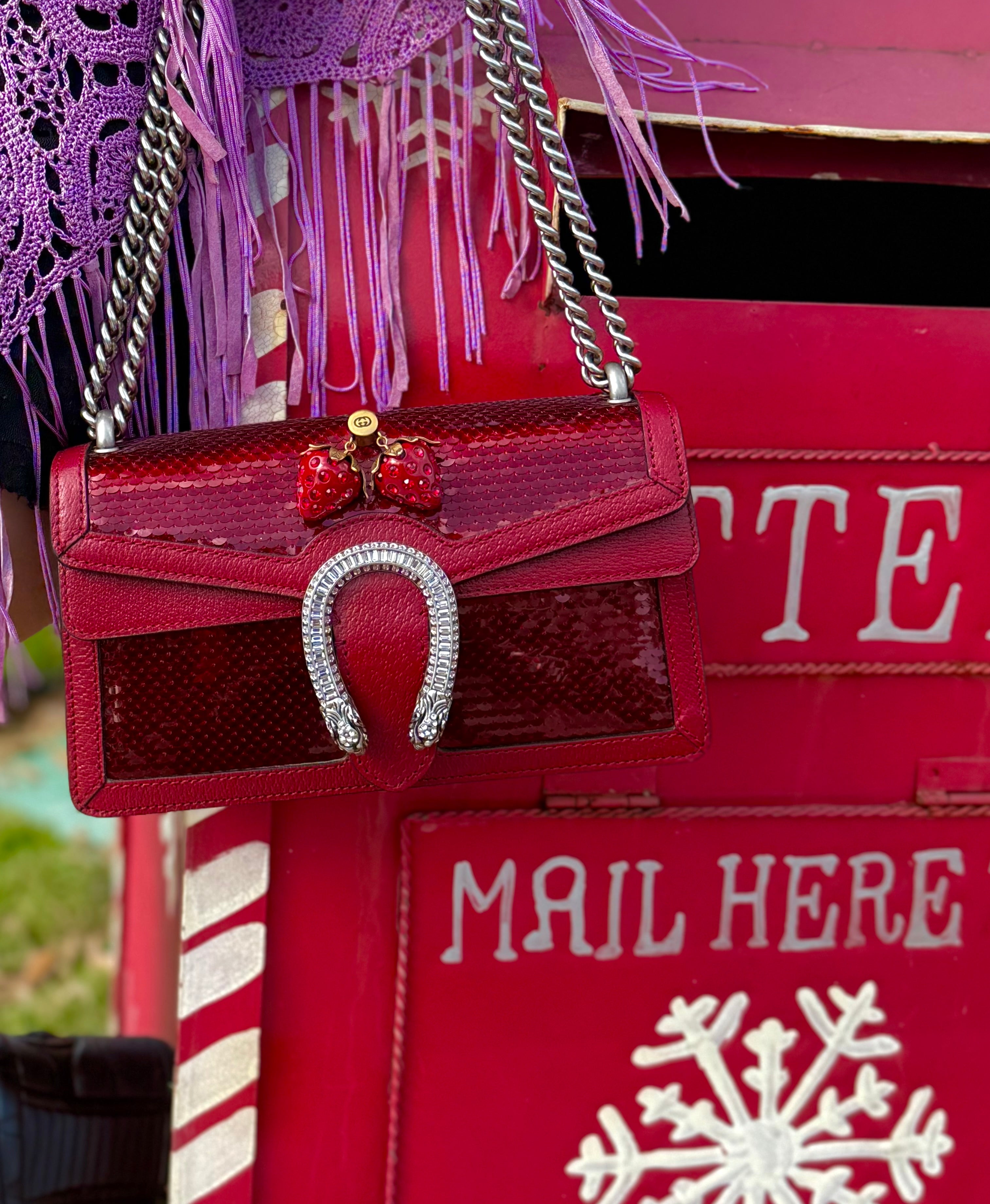 SELL & TRADE YOUR ITEMS